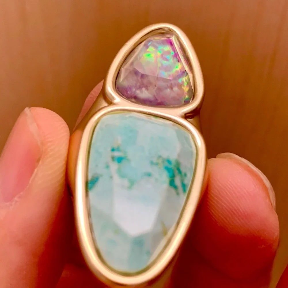 NWOT Kendra Scott Margot Gold Cocktail Ring